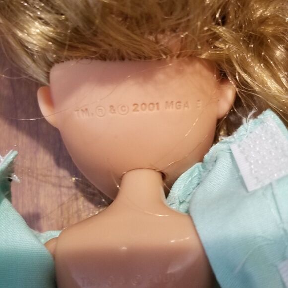 Vintage 2001 Bratz Doll - Picture 1 of 9